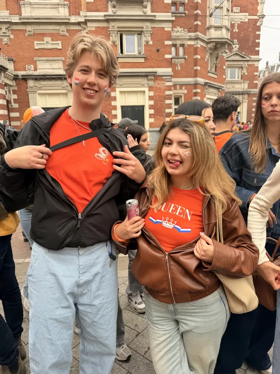 AROUND THE NEDERLANDS
